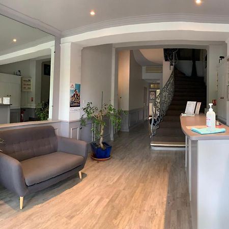 Logis Hotel du Midi Salon-de-Provence Buitenkant foto