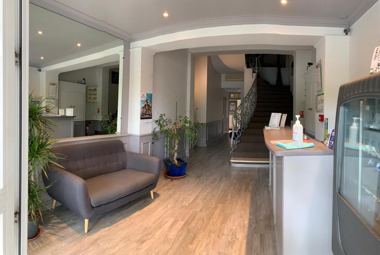 Logis Hotel du Midi Salon-de-Provence Buitenkant foto