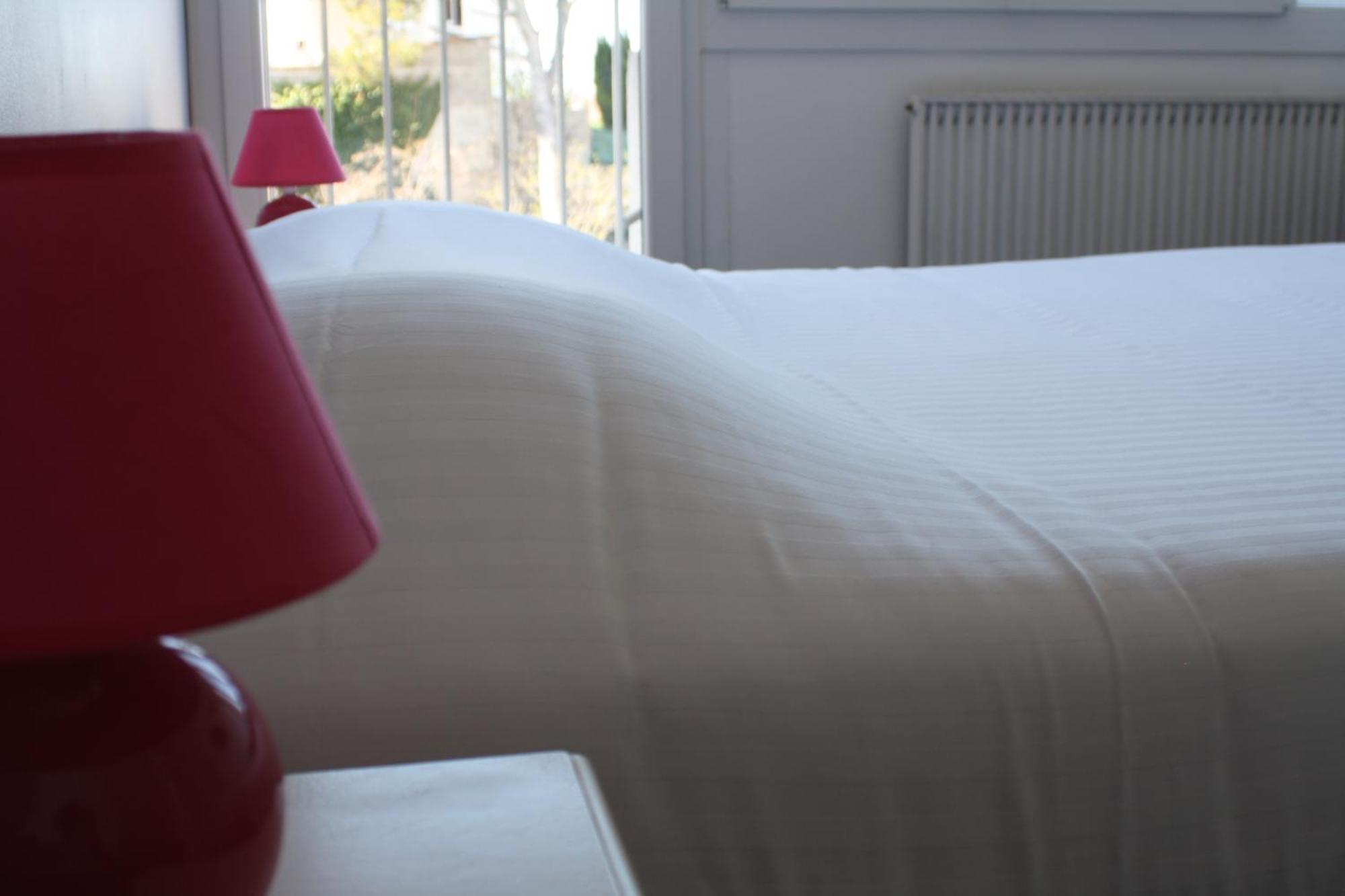 Logis Hotel du Midi Salon-de-Provence Buitenkant foto